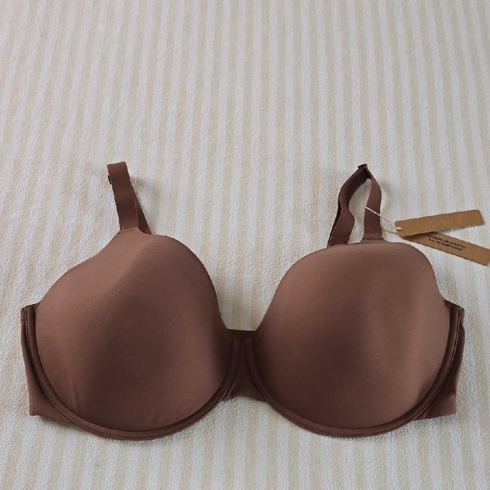 SKIMS Fits Everybody T-shirt Demi Bra Size:40DD (40E) Jasper